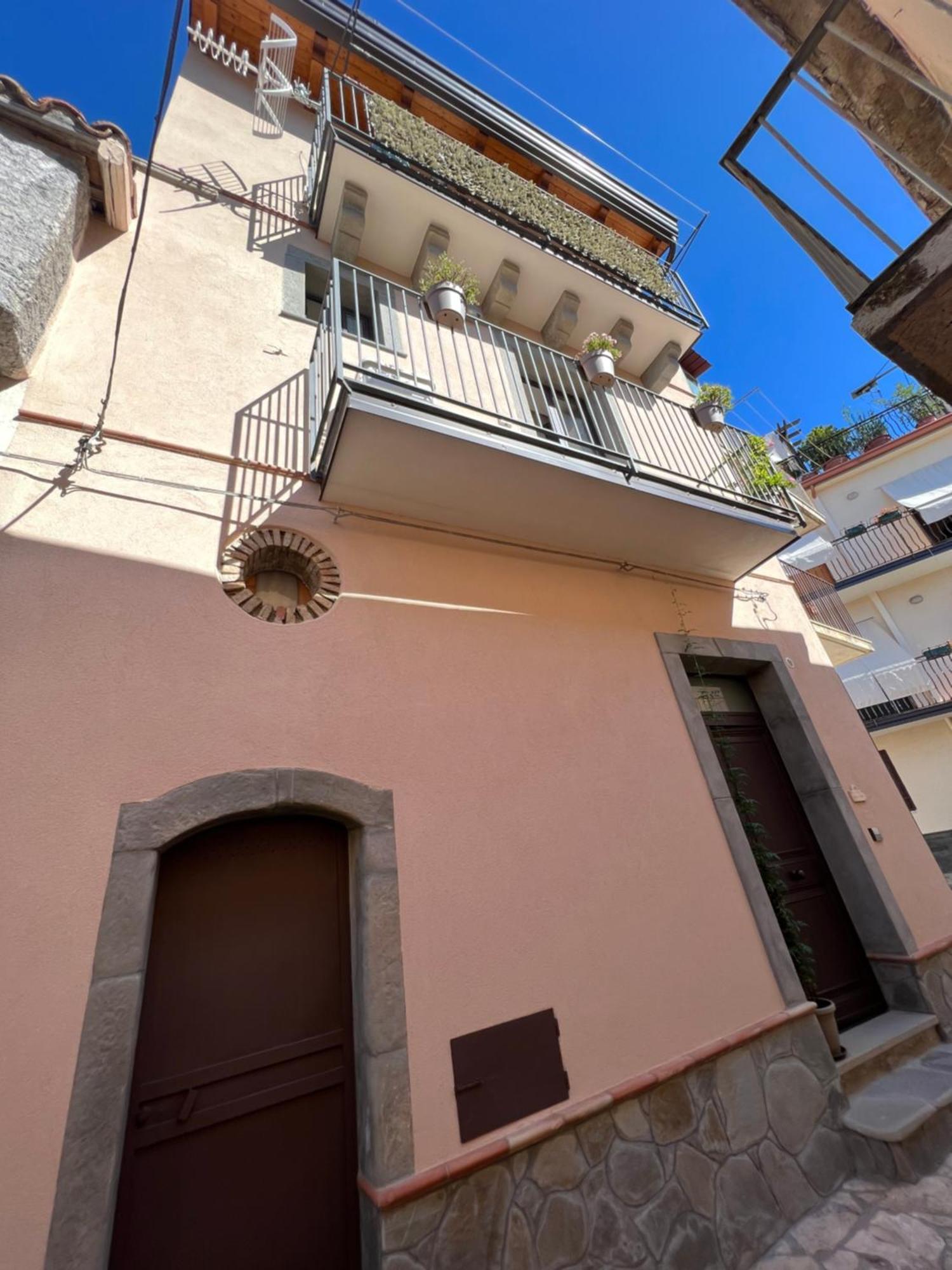 Casa Belvedere Motta Camastra Gole Alcantara Ngoại thất bức ảnh