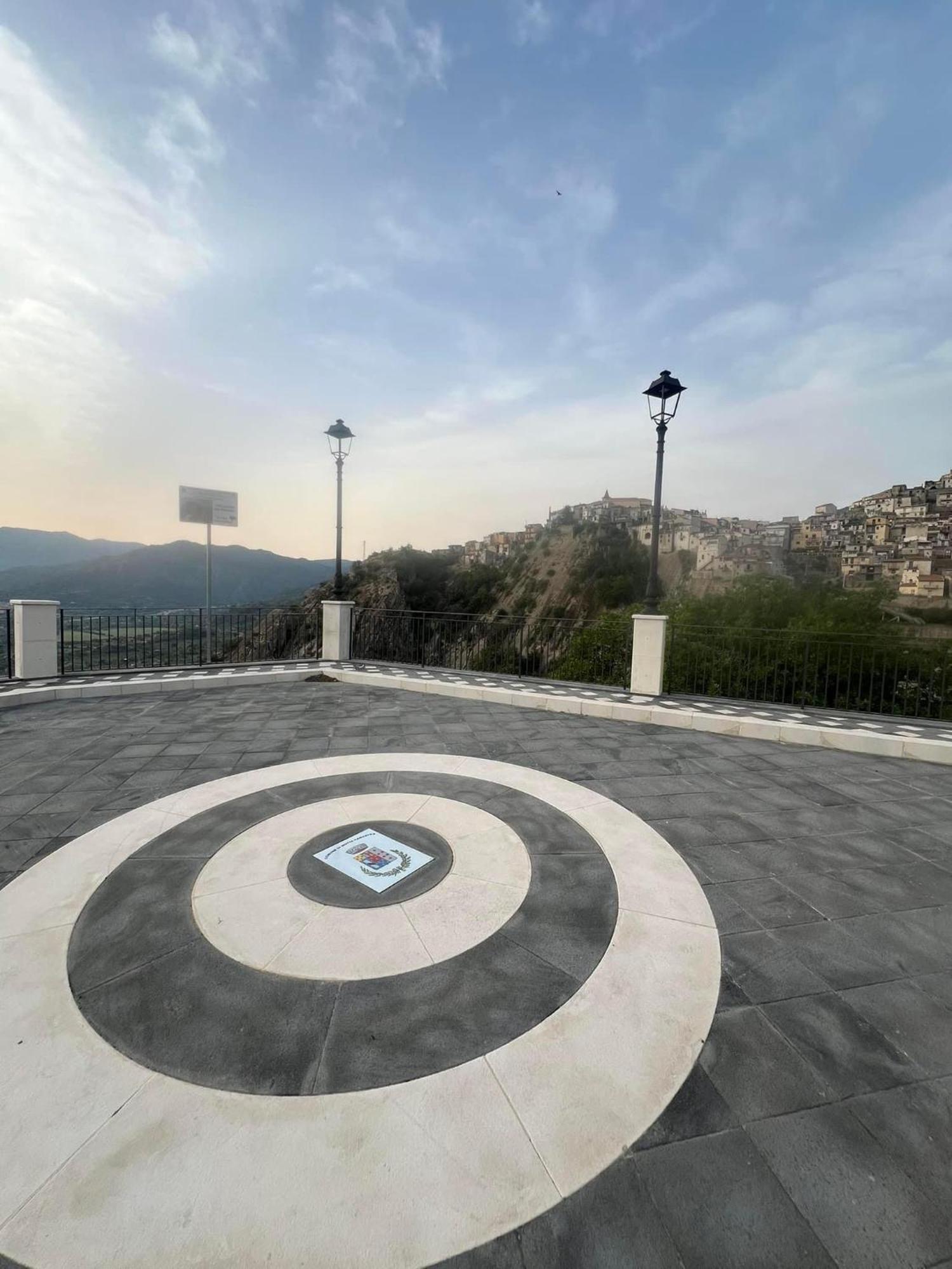 Casa Belvedere Motta Camastra Gole Alcantara Ngoại thất bức ảnh